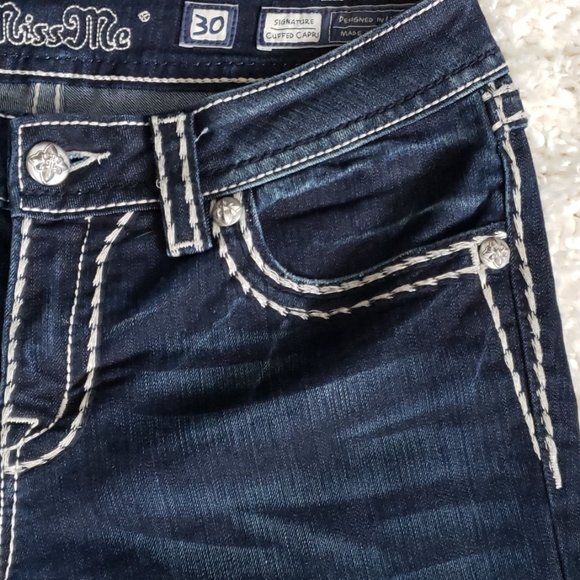 Miss Me Signature Cuffed Capri Jeans.  Size 30. - Picture 3 of 8